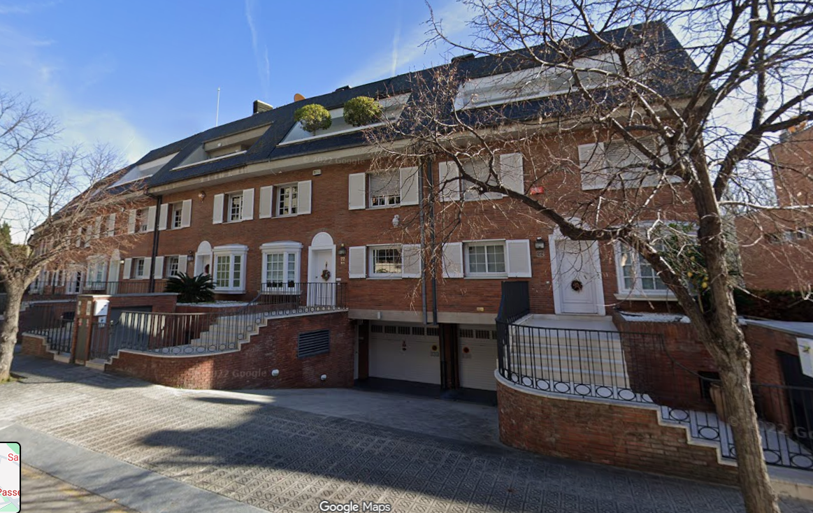 Passeig dels Til·lers 22-28